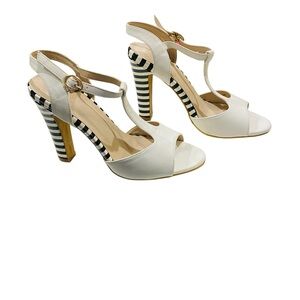 SO🍀FREE Women’s White and Black Striped Heels Size 8.5